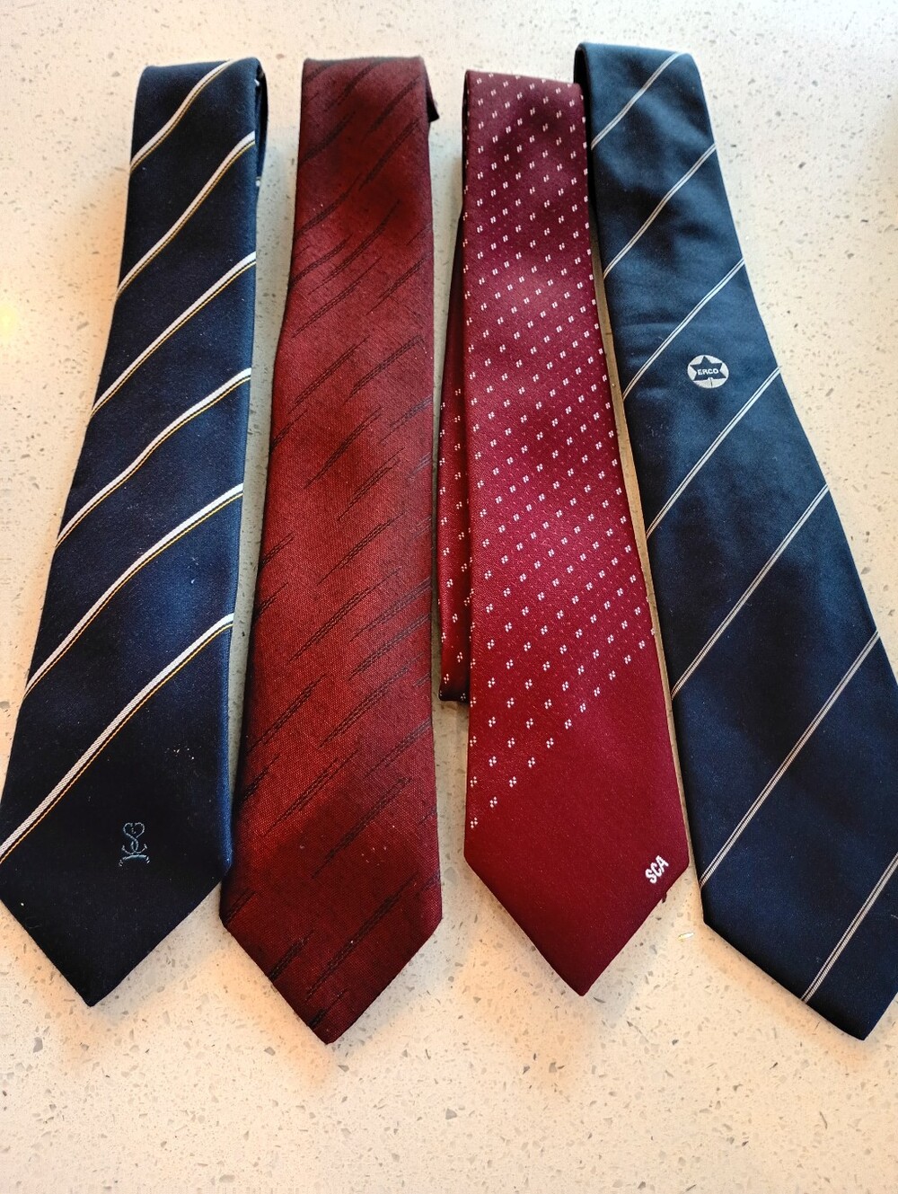 Men's Classic Burgundy and Navy Ties X4